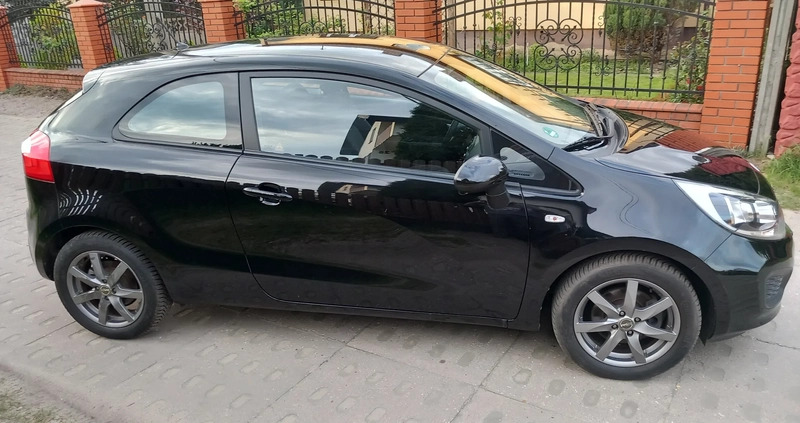 Kia Rio cena 19900 przebieg: 103130, rok produkcji 2013 z Zalewo małe 191